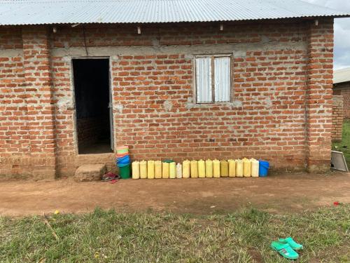 school-water-cans